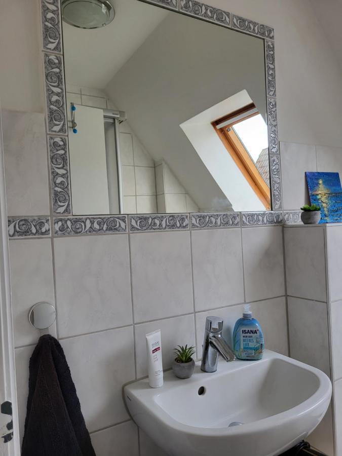 Westkueste Ferienwohnung ไฮเดอ ภายนอก รูปภาพ